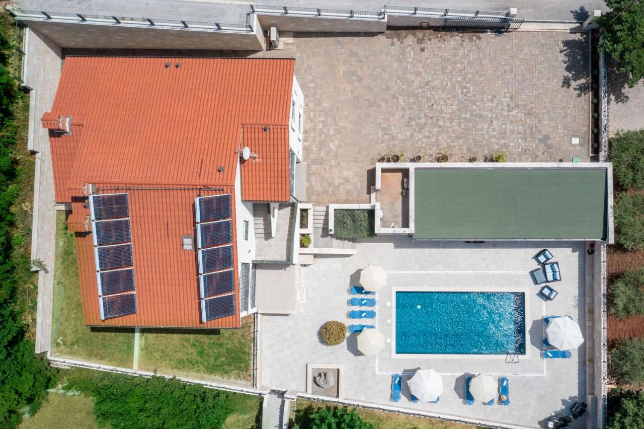 Villa Vires Labin  Exterior foto